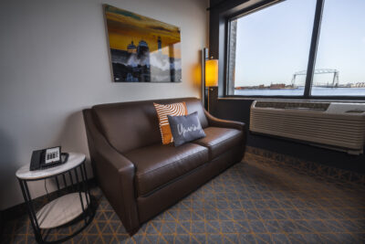 king harborview withpullout pierb resort duluthmn (1)